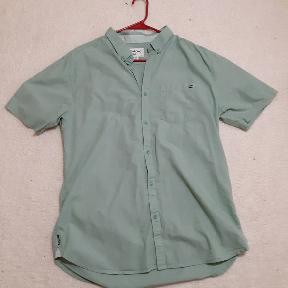 Billabong Other - Billabong short sleeve button up.  XL.